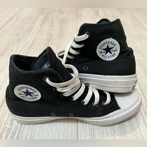 Converse chuck Taylor II 2 lunarlon high top black shoes sz. 6
